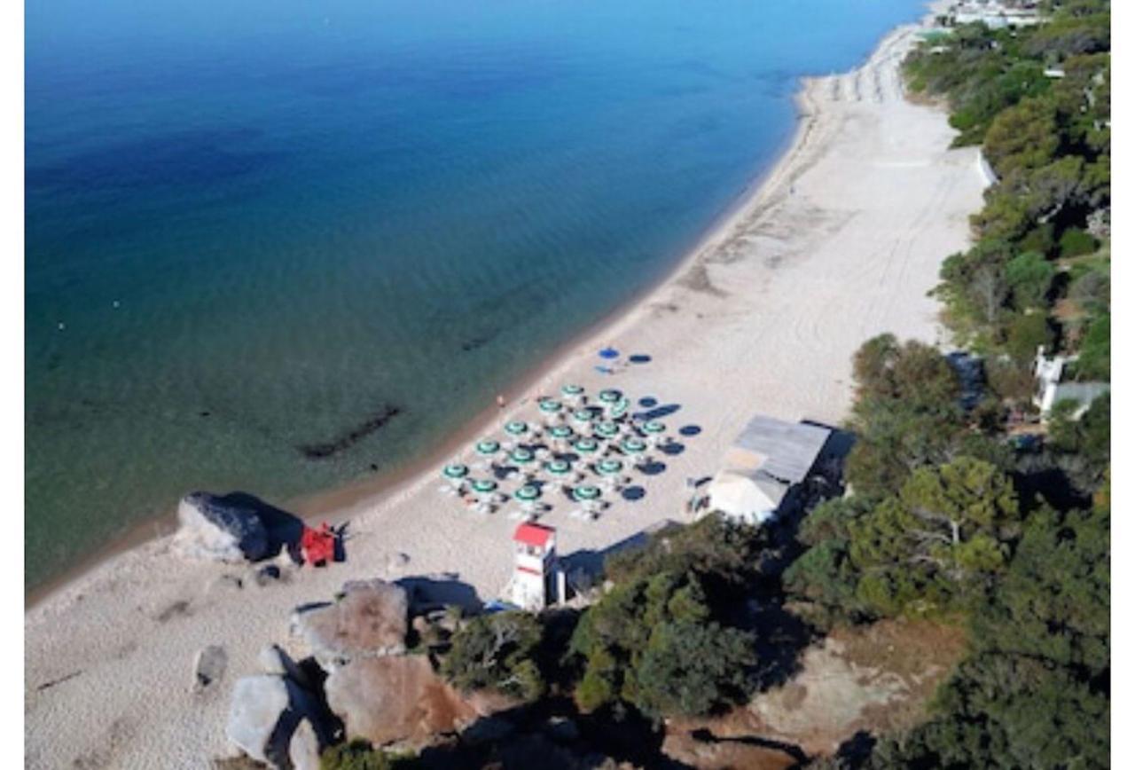 Santa Margherita Di Pula, Calaverde, Deliziosa Villetta 100 Metri Dal Mare Luaran gambar